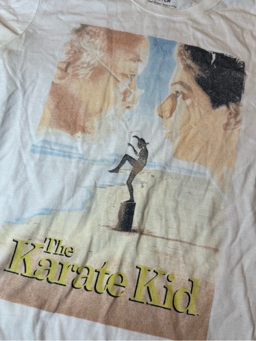 THE KARATE KID Graphic Tee size small SL 52